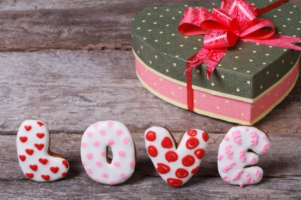 Подарки на 14 февраля: что подарить любимым?